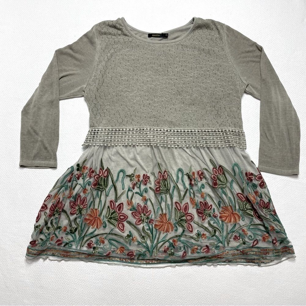 Radzoli Tunic Sweater Gray Embroidered Flowers Long Sleeve Women’s Size 1X